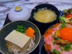 -家贺屋刺身寿司专门店