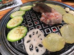 -唯成•韩国炭火烤肉 유성고기