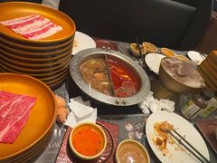 -牛YO寿喜烧·铁板烧和牛火锅自助(市府恒隆店)