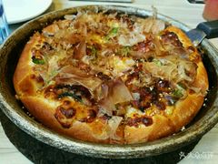 鳗烤究比萨-必胜客(华南摩尔店)