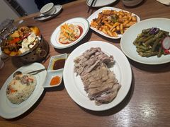 -贯贯吉·清真餐厅(浙江中路店)