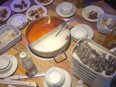 -蒙肥羊·酸汤潮牛·鲜牛肉火锅烤肉自助(岗顶店)