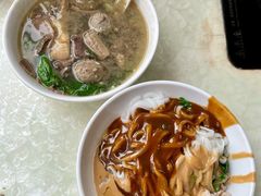 -华威达牛庄(黄埔大道西店)