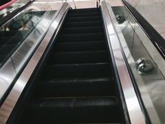 -红土地(地铁站)