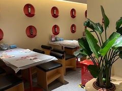 -肥肥虾庄·金牌油焖大虾(东湖欢乐谷店)