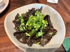青椒酱拌木耳菜-章记星洲 · 新加坡餐厅(望京店)