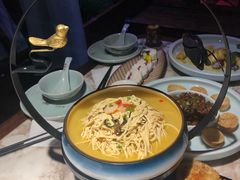 -韵秋荷(宝山龙湖天街店)