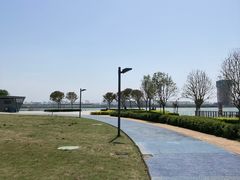 -郑东新区龙湖公共艺术中心