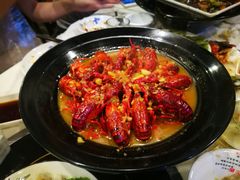 秘制蒜香龙虾-虾弄弄海派小龙虾·牛羊蝎子火锅