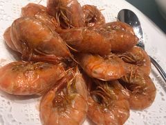 蜜味元宝虾-泓历皇朝酒店(东亭店)