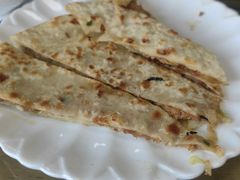 -溢心园香河肉饼总店