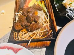 -穹六人间 people 6(岳阳路店)