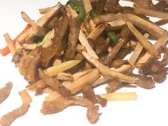 大头菜炒猪颈肉-味可道美食坊(福基路店)