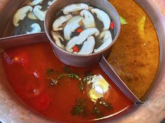 佤家新鲜滋补三味锅-滇釜火锅·能喝汤的火锅(车公庄店)