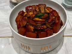 秘制红烧肉配鲍鱼-宴昆山·私房菜(春晖店)