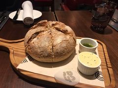-恰餐厅及酒吧 CHAR Bar & Grill (北京丽都皇冠假日店)