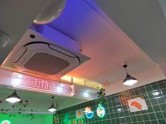大堂-东鑫记港式茶餐厅(南京东路店)
