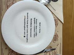 -Mark&Mars Restaurant