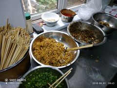 -矮子粉店1985·长沙米粉(湘春路店)