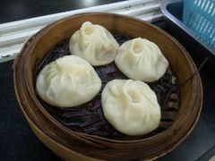 -老西白点心店