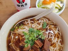 -李先生牛肉面大王(成都东站西广场店)
