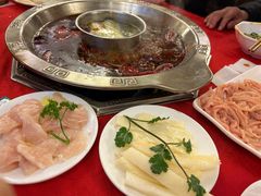 -山城年华老火锅(玉林店)