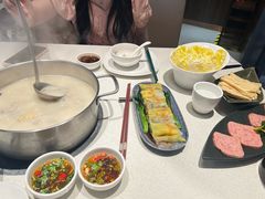 -煲王粤菜餐厅(中侨中心店)