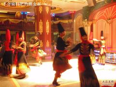 歌舞表演1-丝路天山酒店(国际大巴扎店)