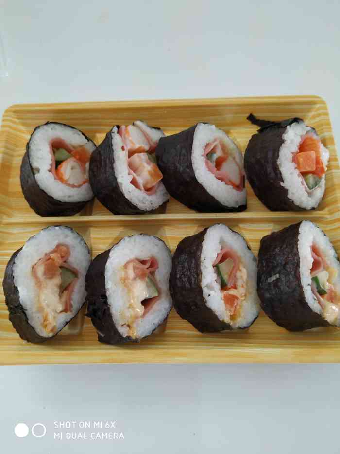 全家便利店(晨晖路店)-"梦龙出了新口味,双重脆层巧克力流心覆盆子.