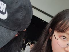 -UNI UNI(环亚凯瑟琳店)