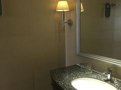 -武汉汉口火车站东方建国大酒店