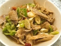 -汗腾格里·风味餐厅(新疆驻京办店)