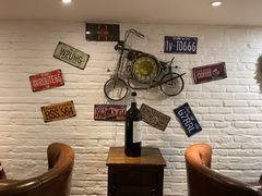 -又见马甲M8融合西餐厅(体育中心店)