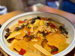 -卞氏菜根香(青羊万达店)