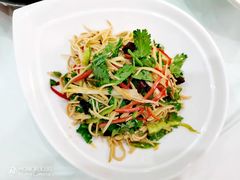 凉拌胡萝卜丝-小贝壳酒楼(经九路店)