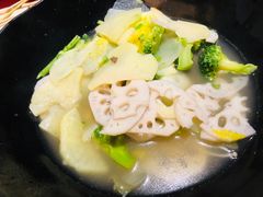 清汤麻辣烫-万记麻辣烫国展总店