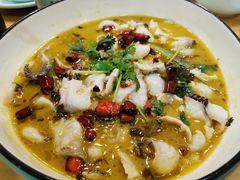 老味酸菜鱼-小六汤包(万和城店)