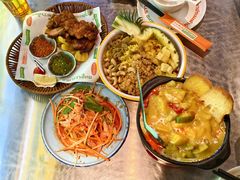 -小小集渔·泰式大排档(太古里香槟店)