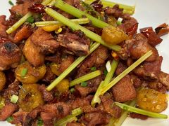 -冯烫烫跷脚牛肉·川菜小馆(武胜西街店)
