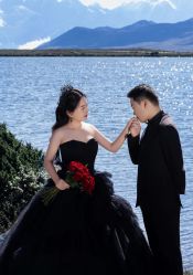 -雅云婚纱摄影工作室旗舰店