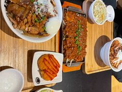 -熊吞·大碗丼烧肉饭(西市场嘉华店)