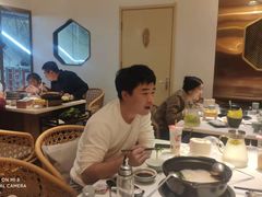 -东椰·海南椰子鸡火锅(朝阳门店)