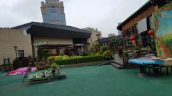 -梦田都市农场(银泰城店)