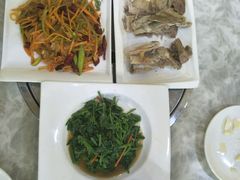 -清真·胖妈妈手抓餐厅(定西路长城宾馆店)