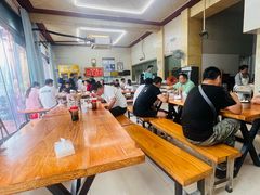 -罗卜李包子羊肉汤