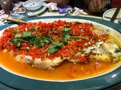 老坛剁椒鱼头-佬麻雀·新湘菜(珠海金发购物中心店)