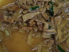 -芦茨金富饭庄·25年老字号·专做稻草鸡
