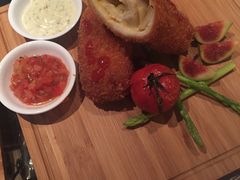 -AIR Restaurant & Lounge