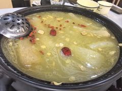 -昭通天麻竹荪火腿鸡(严家地店)