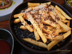 黑松露薯条-Laures·月桂西班牙碳烤餐厅(十尚坊店)